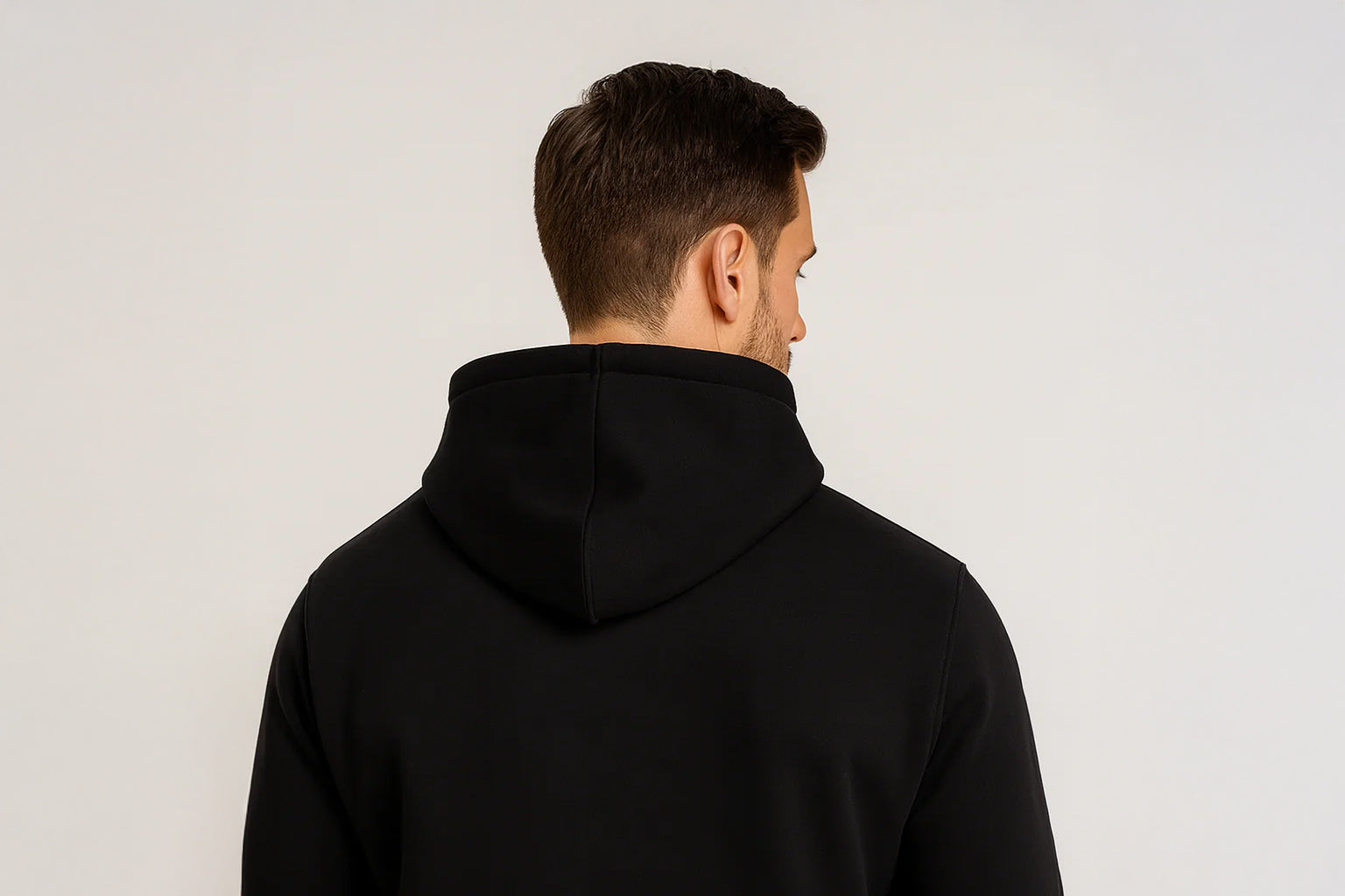 Signature Travel Sweatshirt